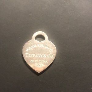 Tiffany&Co Heart Pendant